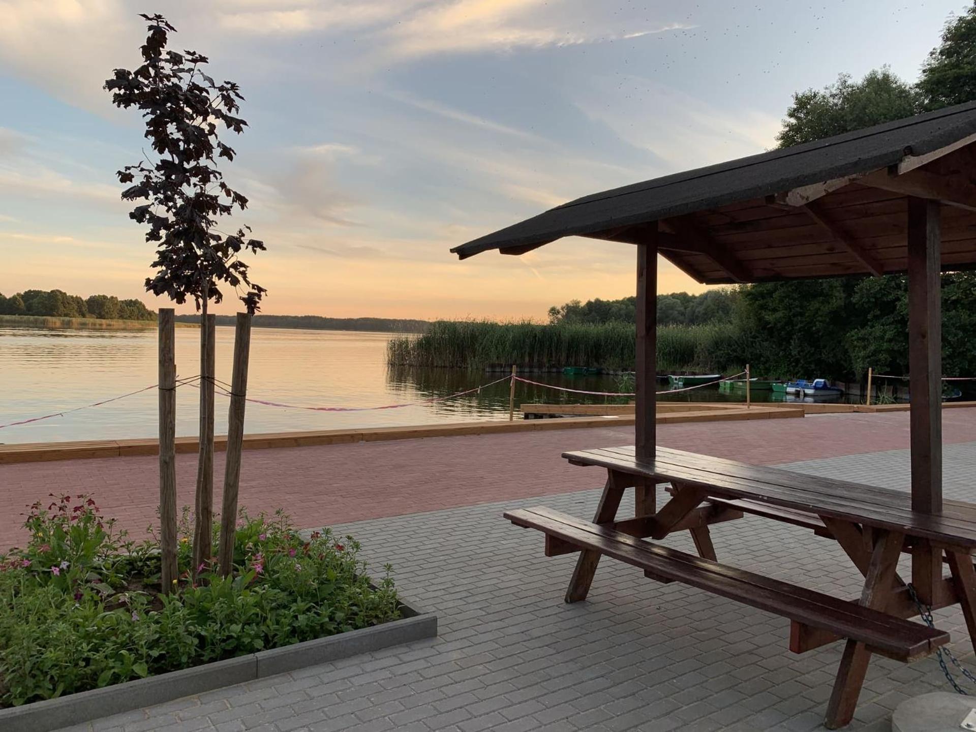 Apartamenty Trawers Wielen Zaobrzanski Exteriör bild